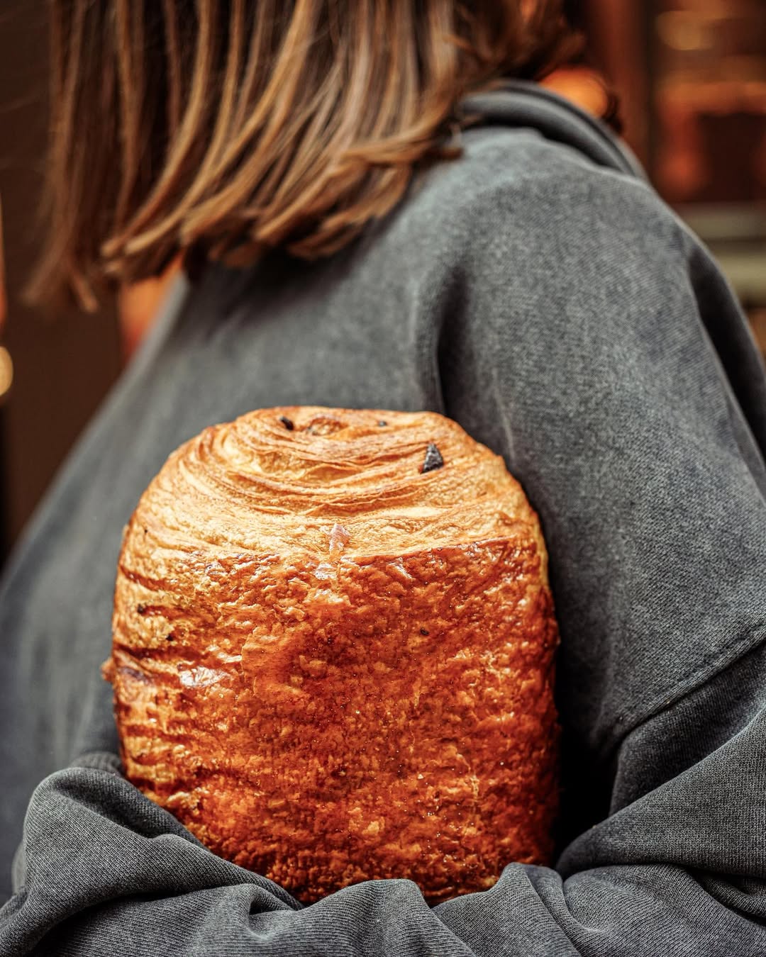 Pain au chocolat XXL #ChaudTime #PainAuChocolat #XXL #Baguett #BaguettParis #BoulangerieFrançais